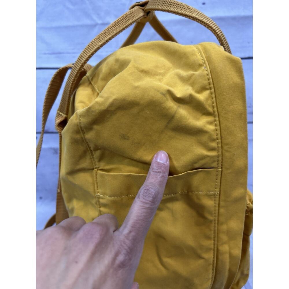 Fjallraven Kanken Classic Backpack Daypack Bag Ochre Yellow Medium Canvas - Picture 6 of 10